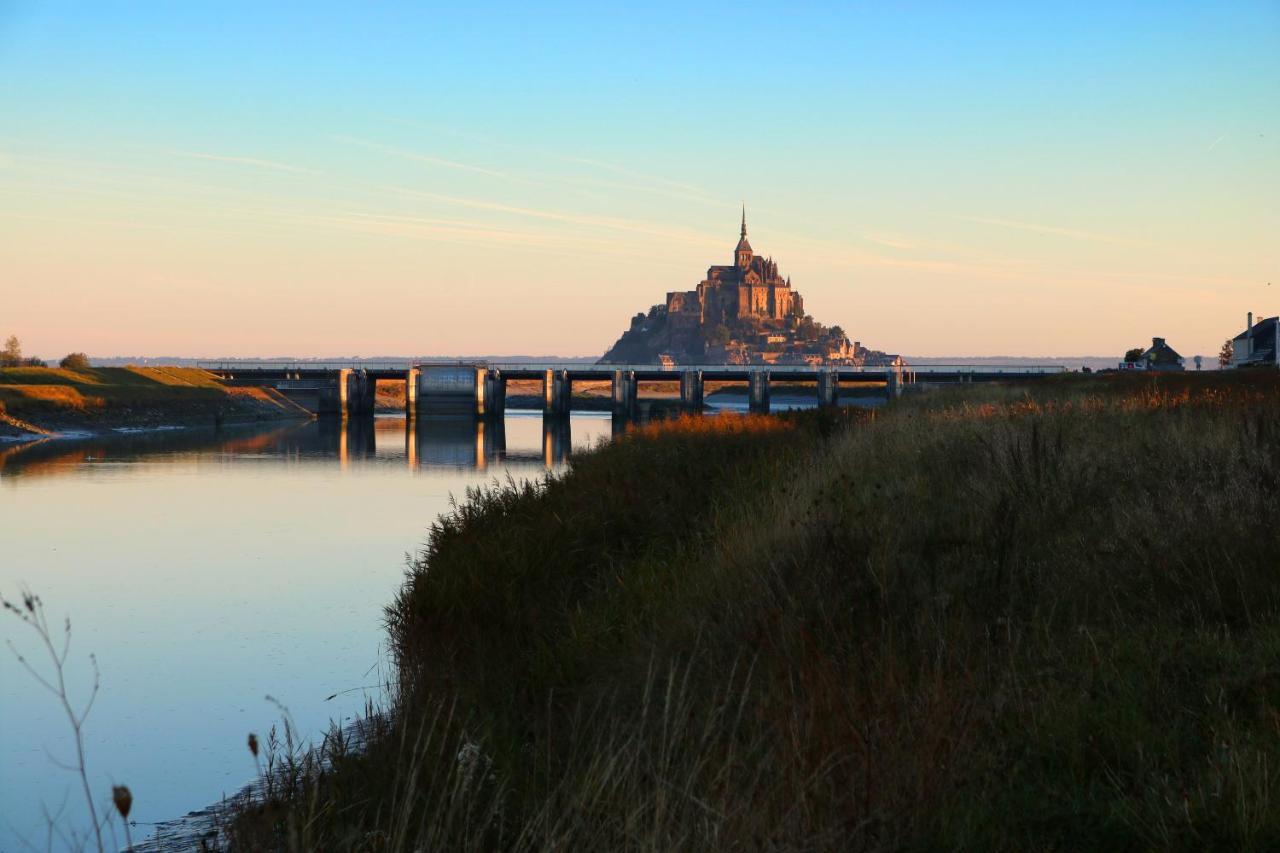 Le Mouton Blanc Ξενοδοχείο Mont-Saint-Michel Εξωτερικό φωτογραφία